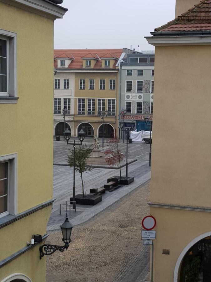 Apartament Przy Rynku Gliwice Bagian luar foto
